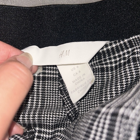 Medium H&M pants - Picture 2 of 3